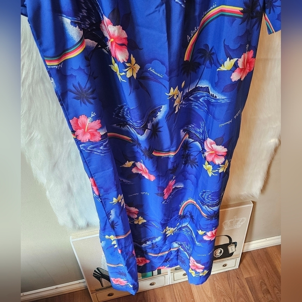 Aikane Authentic Hawaiian Floral Maxi Dress Mumu - Picture 6 of 10